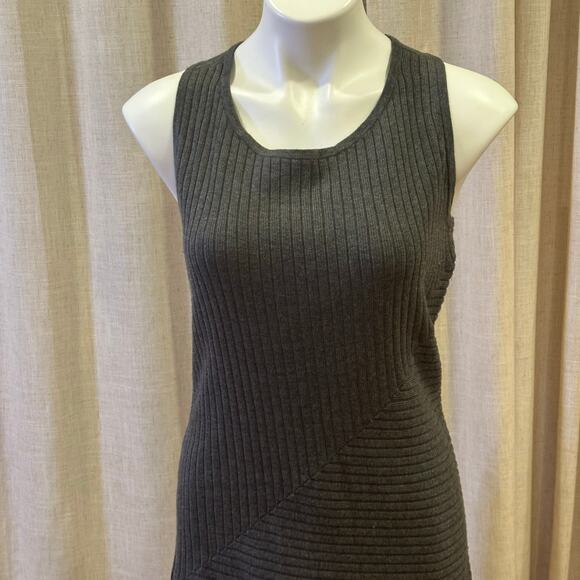 Athleta Grey Knit Sleeveless Sweater Dress sz M Ananada Dress - Picture 7 of 12